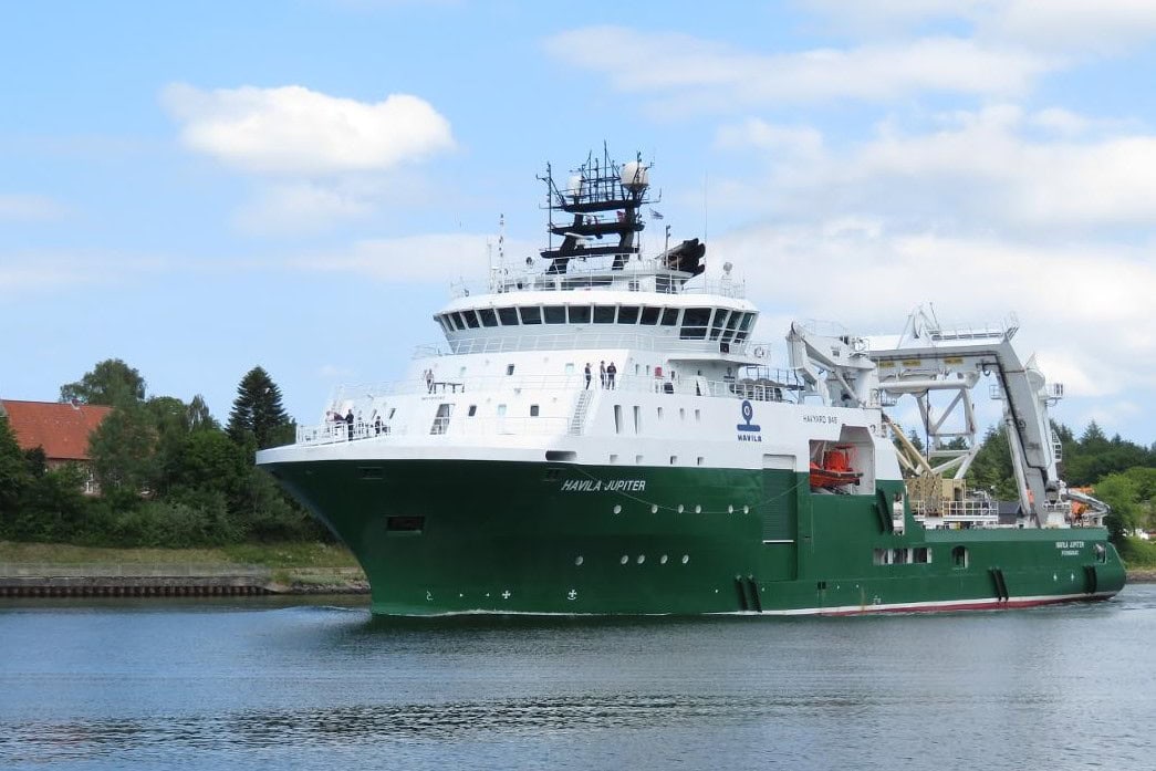 Haakonsen Marine AS leaving Bergen for anchor retrieval West of Karmøy